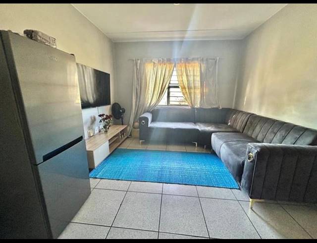 2 BEDROOM APARTMENT FOR SALE IN RIVERSIDE VIEW EXT 35
